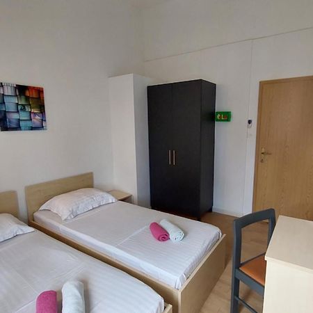 R&E Apartment Сплит Экстерьер фото