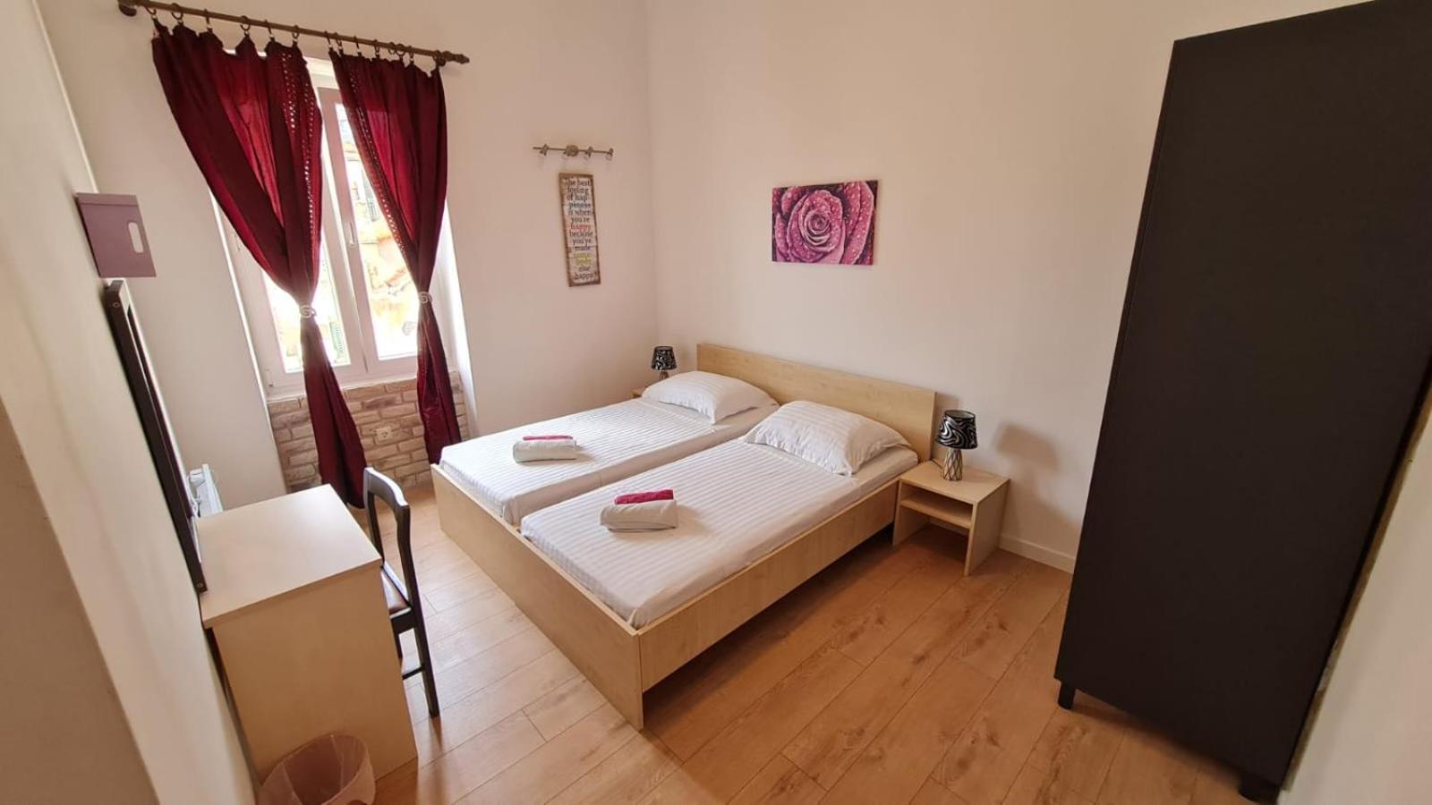 R&E Apartment Сплит Экстерьер фото