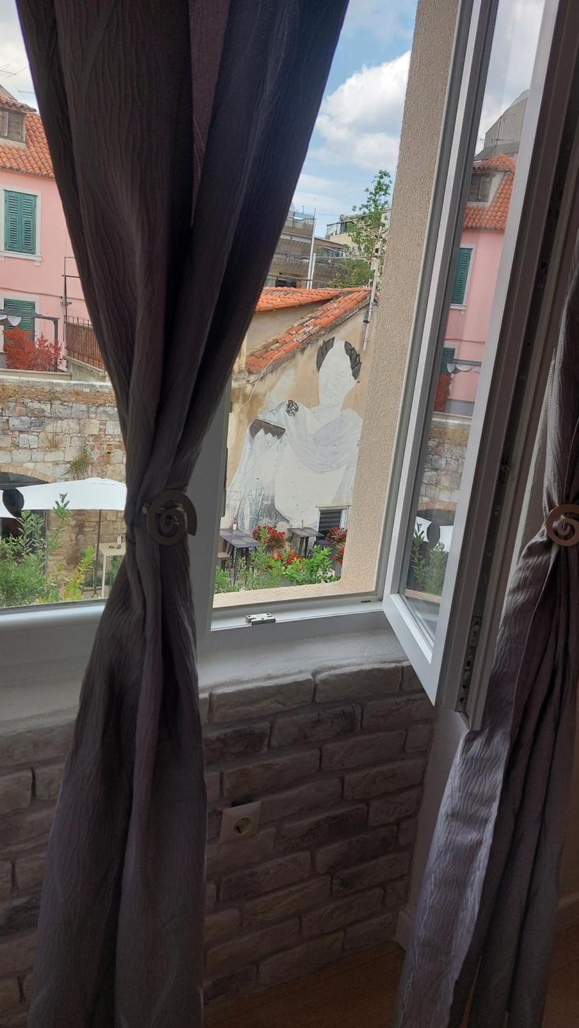 R&E Apartment Сплит Экстерьер фото